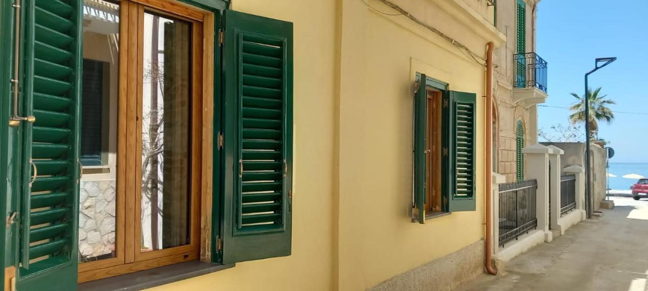La Raja Apartment Scilla Ngoại thất bức ảnh